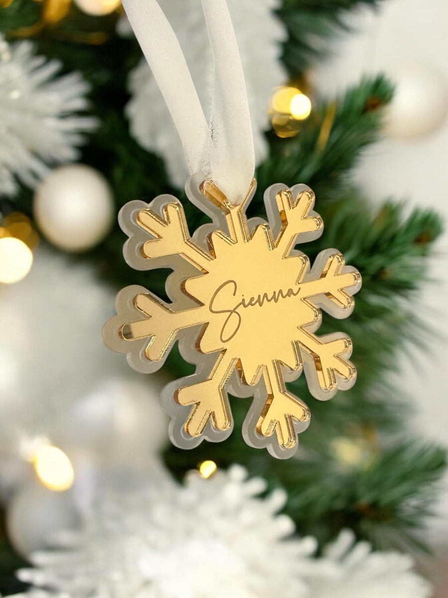 Personalised snowflake-shaped luxury acrylic name bauble Christmas ornament