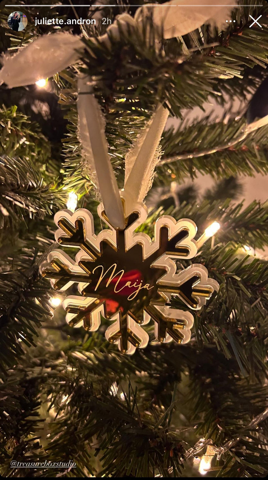 Personalised snowflake acrylic name bauble Christmas ornament in clear color