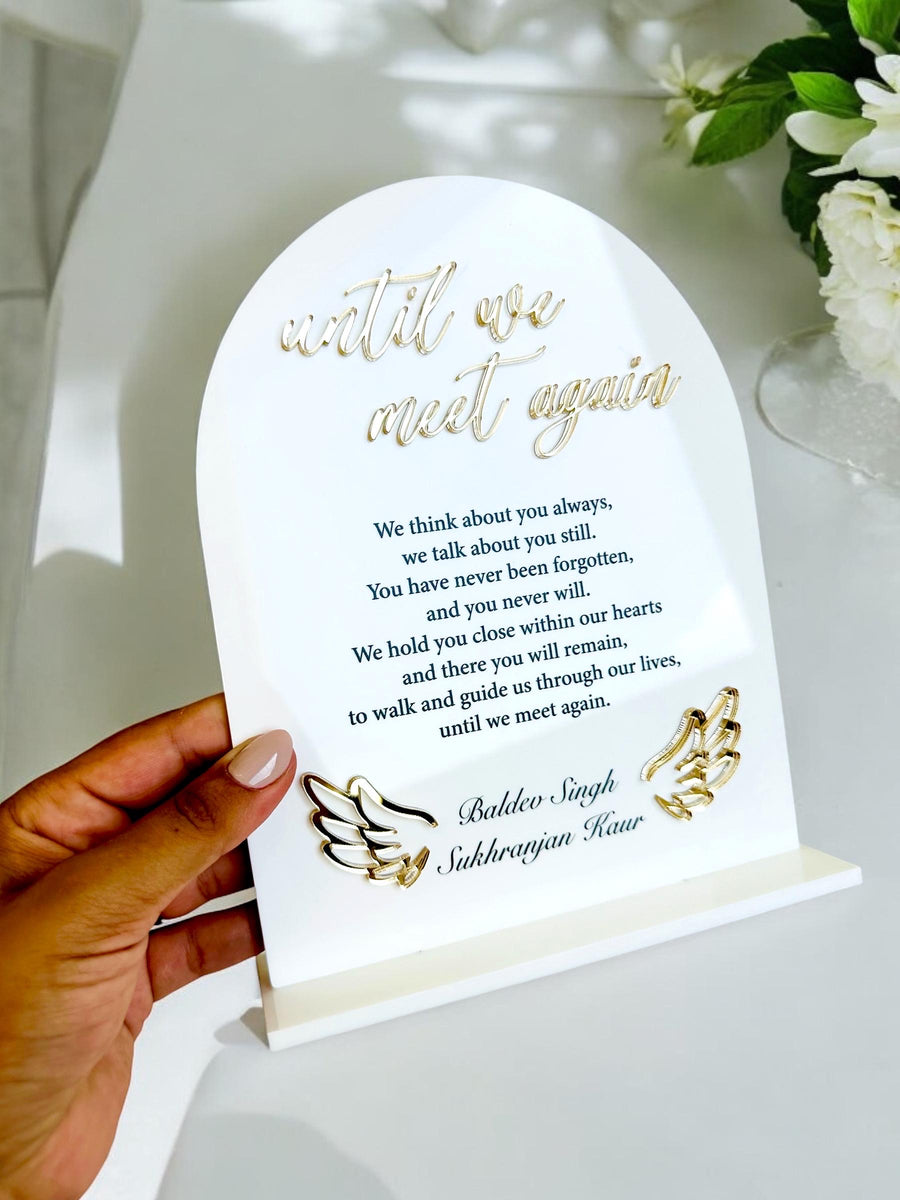 Custom acrylic in loving memory wedding sign, clear design with floral accents
