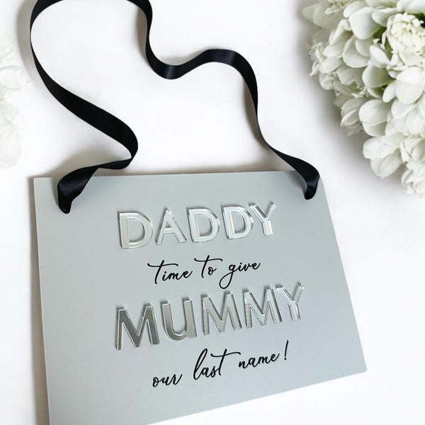 Acrylic Page Boy Sign – Custom Wedding Aisle Banner