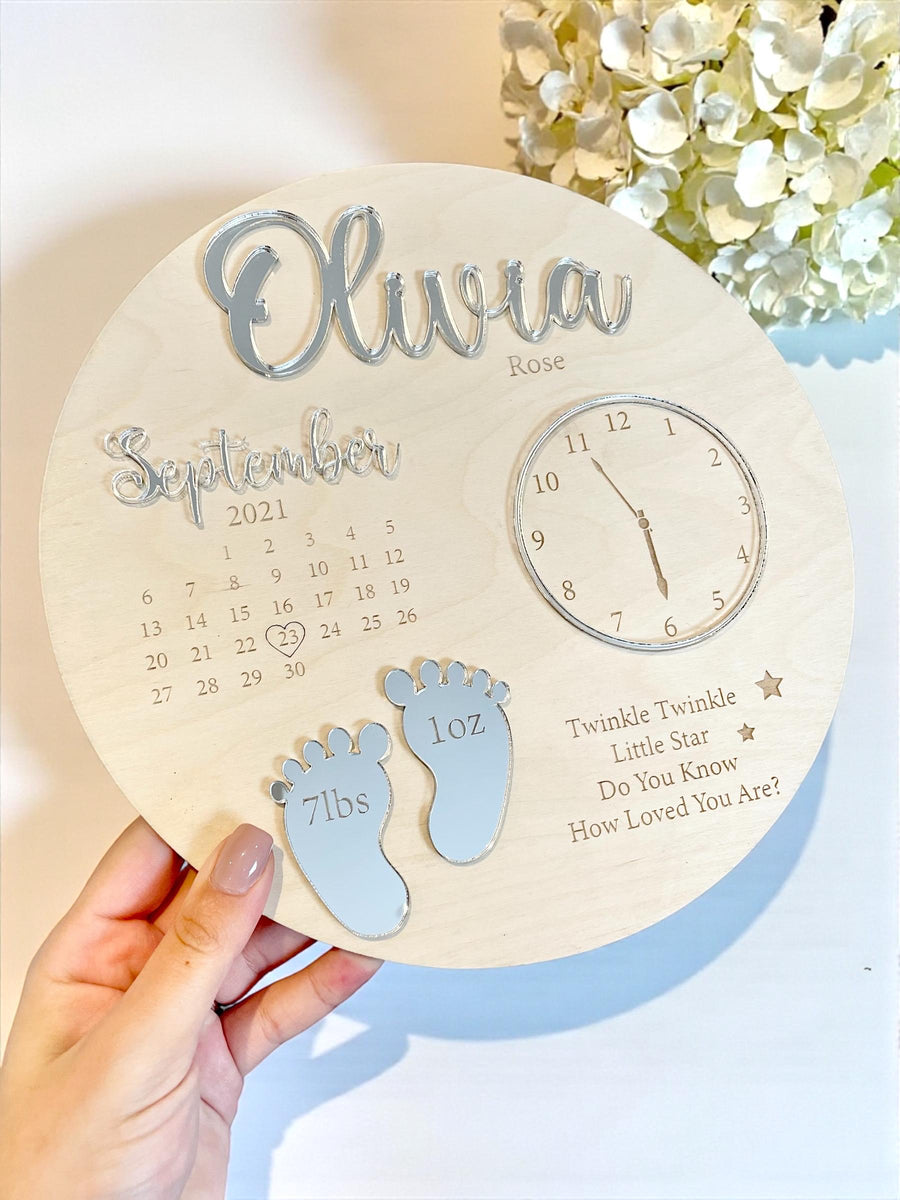Custom baby keepsake plaque in wood, featuring birth announcement details