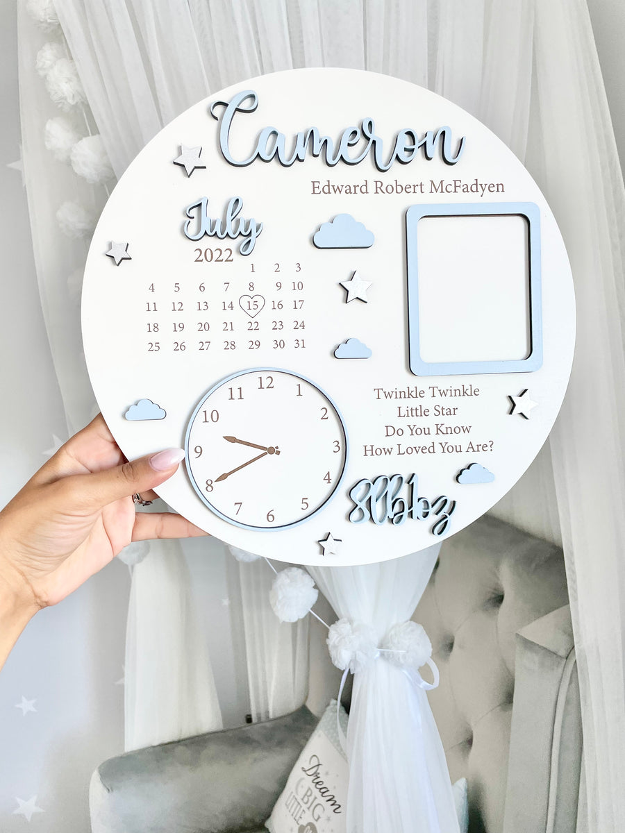 New Baby Photo Frame Plaque in white wood with cute animal design