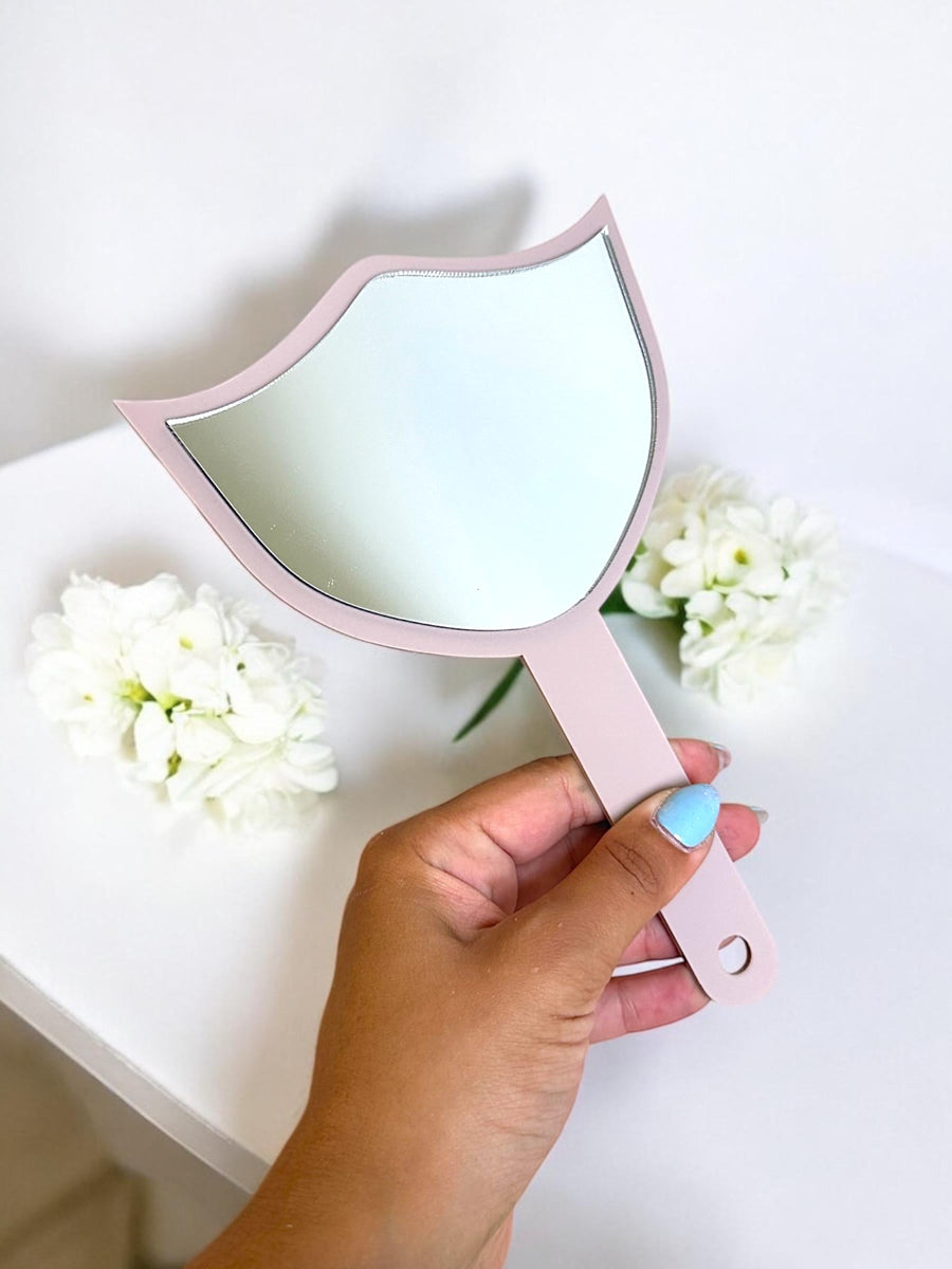 Custom 3D acrylic logo lash and brow mirror, clear acrylic design for salon decor