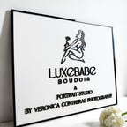 3D acrylic directional sign with minimalistic design for hotel floor