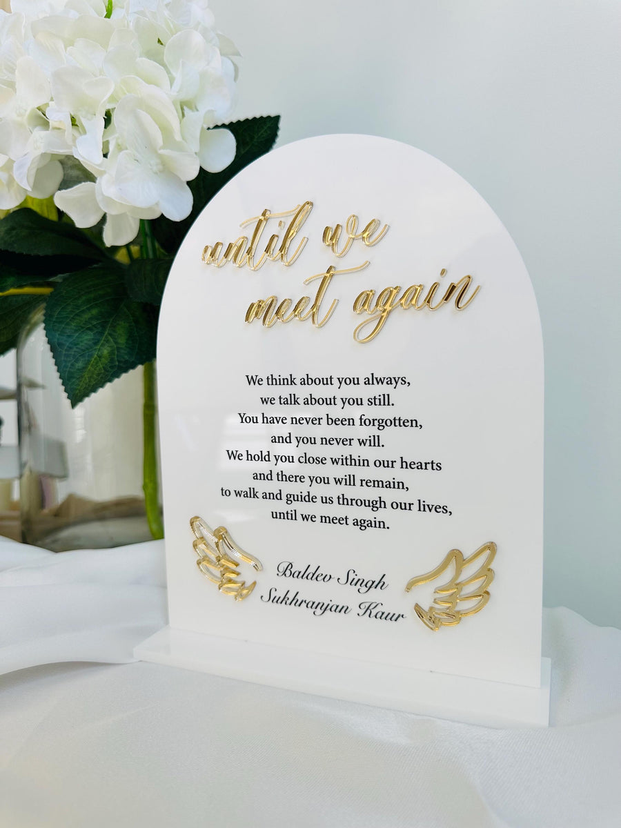 Custom acrylic memorial wedding sign in clear, UV printed with elegant design