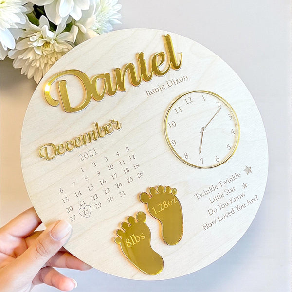 Custom baby keepsake plaque in white wood, featuring birth announcement details