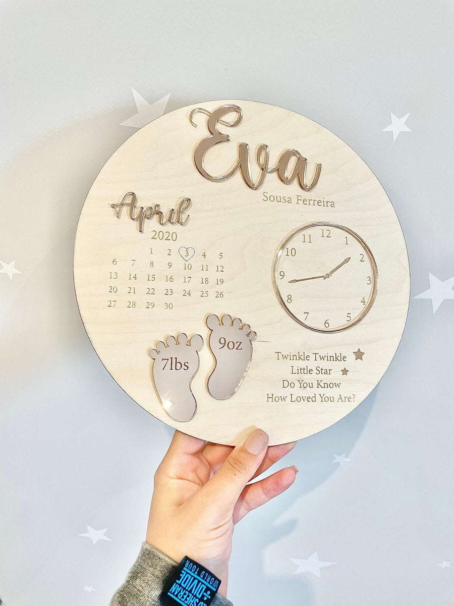 Custom baby keepsake plaque in wood with birth announcement details
