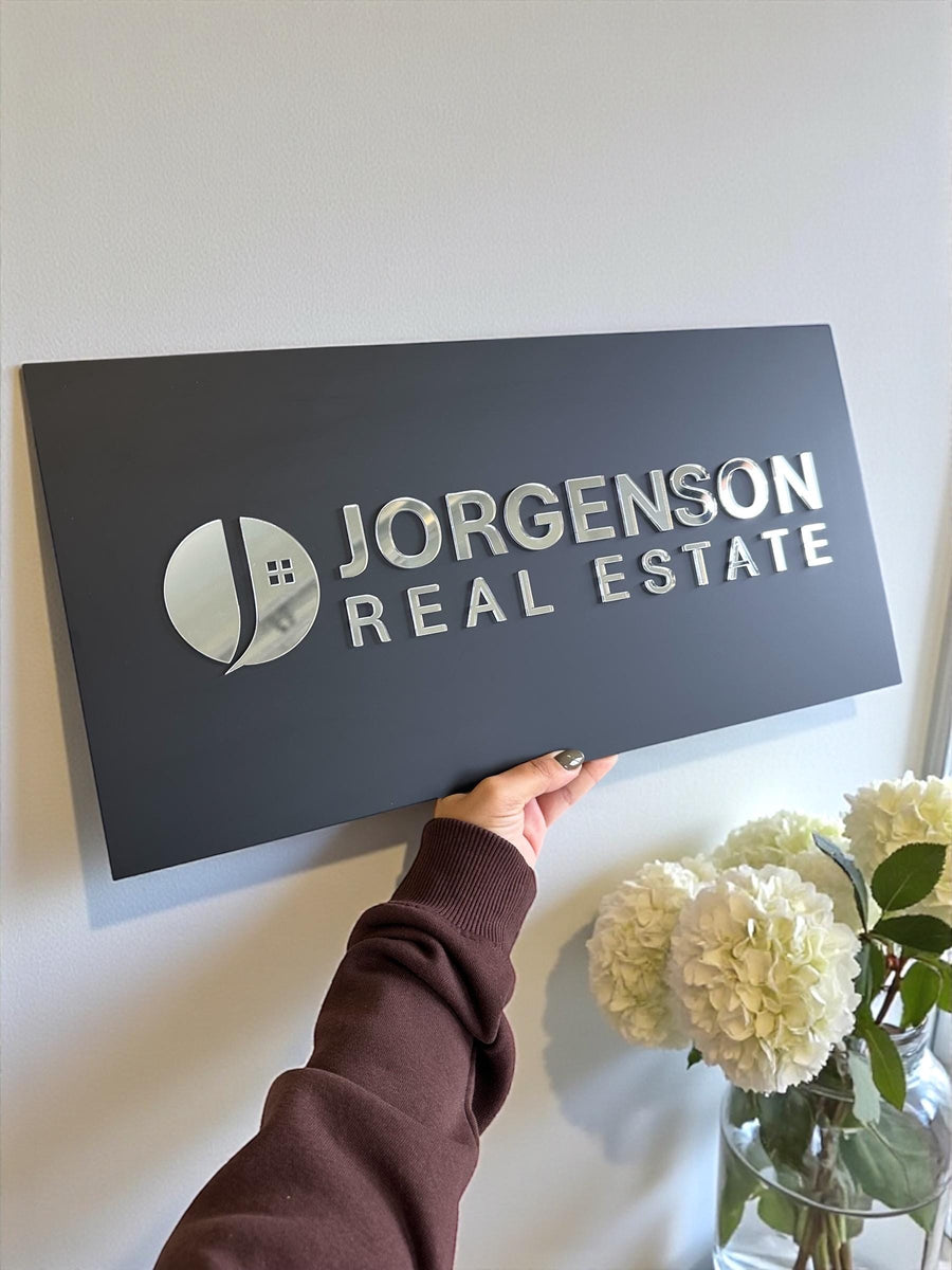 Custom logo business sign, rectangular 3D acrylic for hotel and restaurant